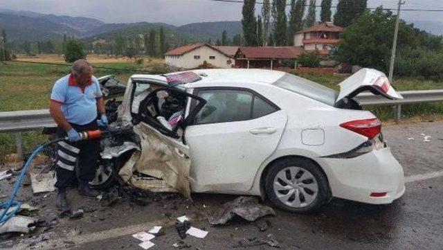 Amasya'da Acil Servis Doktoru Kazada Öldü