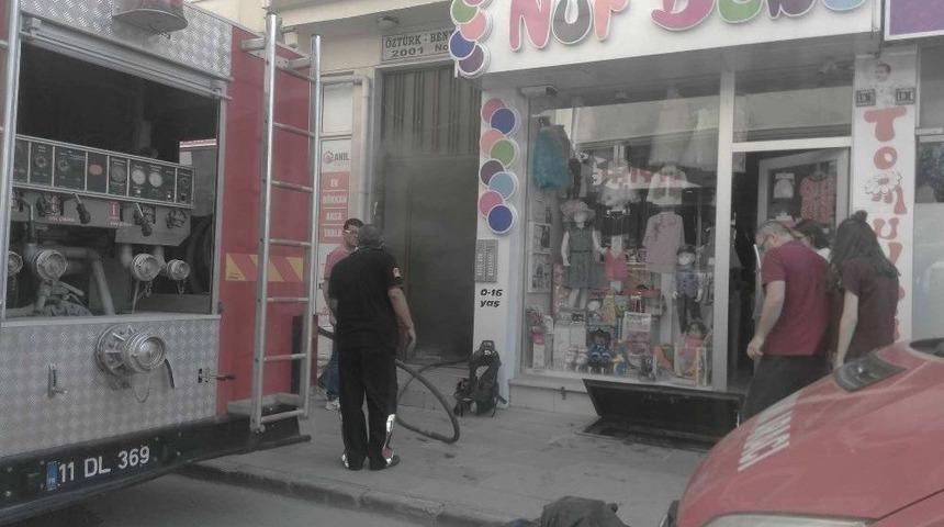 Bodrum Katta &Ccedil;ıkan Yangın Korkuttu