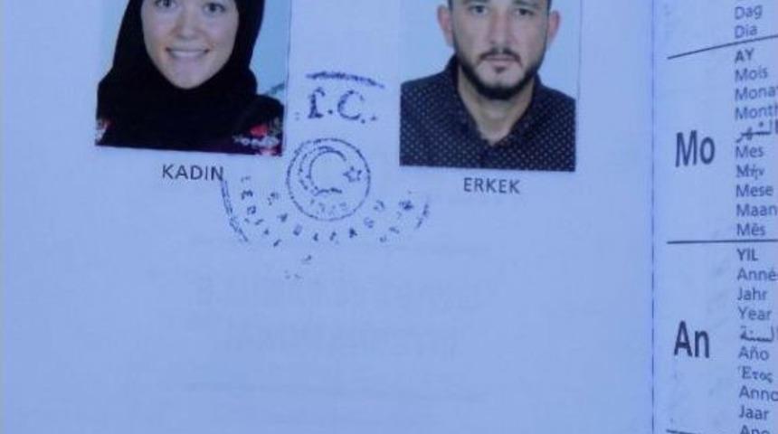 Yeni Evlenen &Ccedil;ifte Nikah Kaydı Şoku