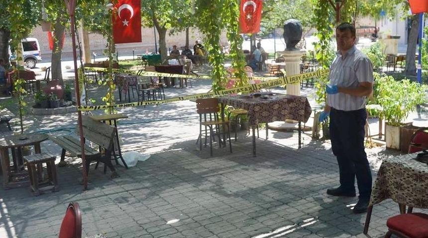 &Ccedil;ay Bah&ccedil;esinde Cinayet