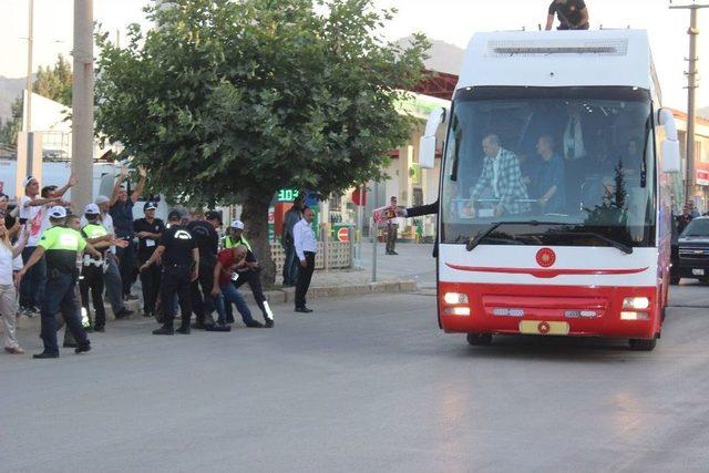 Cumhurbaşkanı Erdoğan’dan Çocuklara Oyuncak