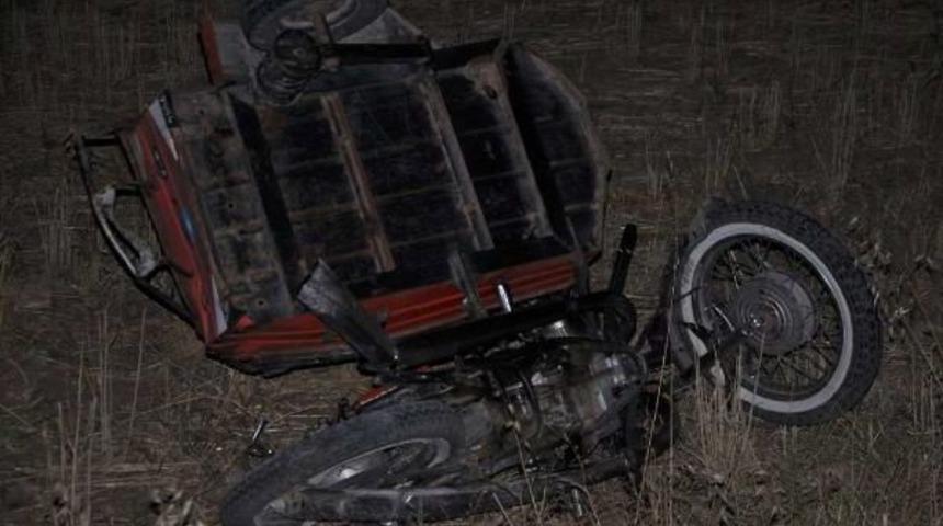 Beton Mikseri Motosiklete &Ccedil;arptı: 1 &Ouml;l&uuml;, 1 Yaralı