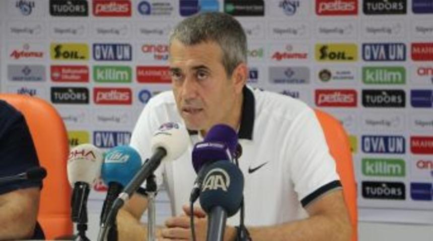 &Ouml;zdeş: &rdquo;oyuncularımı Kutluyorum&rdquo;