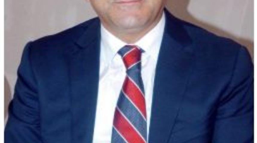 Bakan &Ccedil;avuşoğlu'nda Tatil Yorumu: Tercihimiz Turizmden Yana