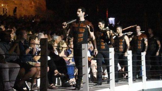 Bodrum'da Flamenko Rüzgarı Estirdiler