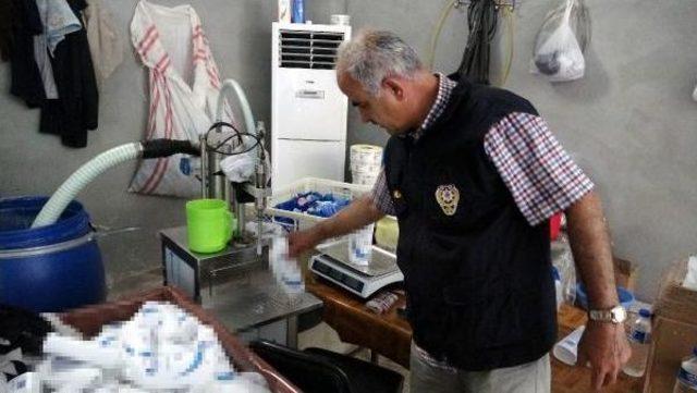Adana'da Sahte Şampuan Imalathanesine Operasyon