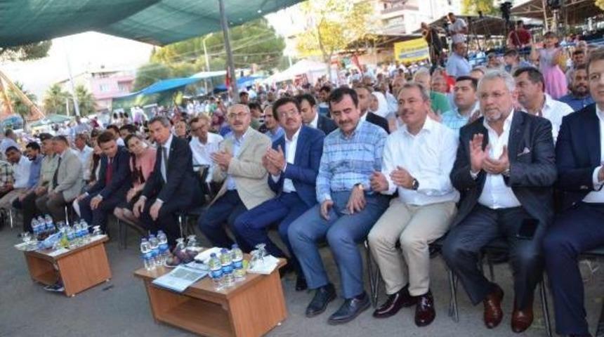 Bakan Zeybekci: Dimdik Ayaktayız, Kalkınmaya Devam