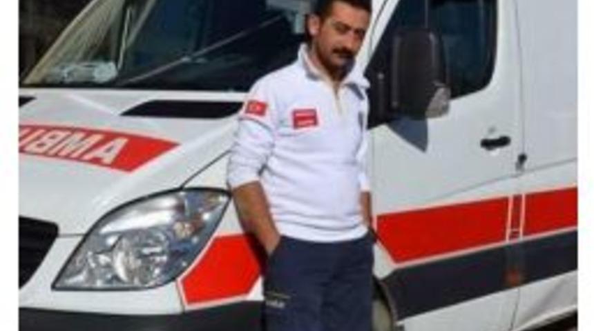 Ambulans Şof&ouml;r&uuml; Olan Eşini Başından Vurarak &Ouml;ld&uuml;rd&uuml;