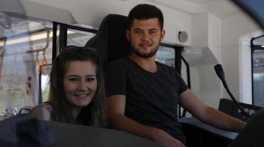 Vatmandan Anonslu Evlilik Teklifi