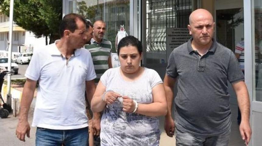 Laboratuvar Teknisyeni Kadın, Ambulans Şof&ouml;r&uuml; Eşini &Ouml;ld&uuml;rd&uuml;ğ&uuml; Idasıyla G&ouml;zaltına Alındı