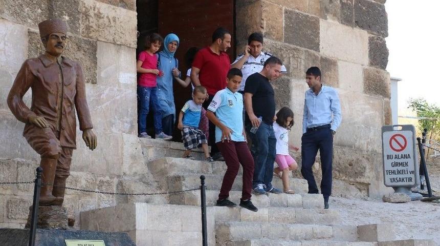 Gaziantep Kalesine Yoğun Ziyaret&ccedil;i