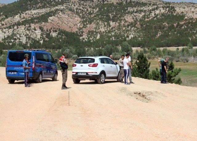 Konya’da Yol Kenarında Başından Vurulmuş Erkek Cesedi Bulundu