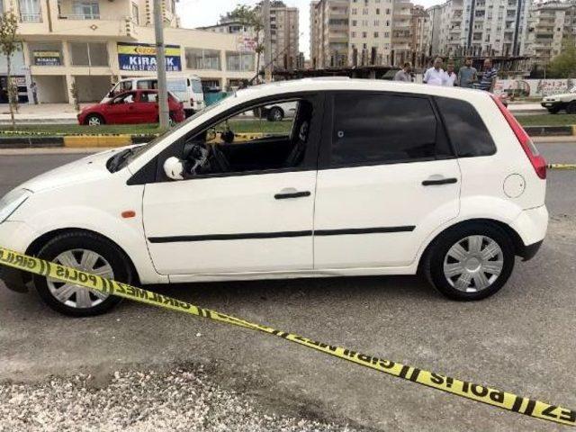 Otomobilinde Tabancayla &Ouml;ld&uuml;r&uuml;ld&uuml; 2