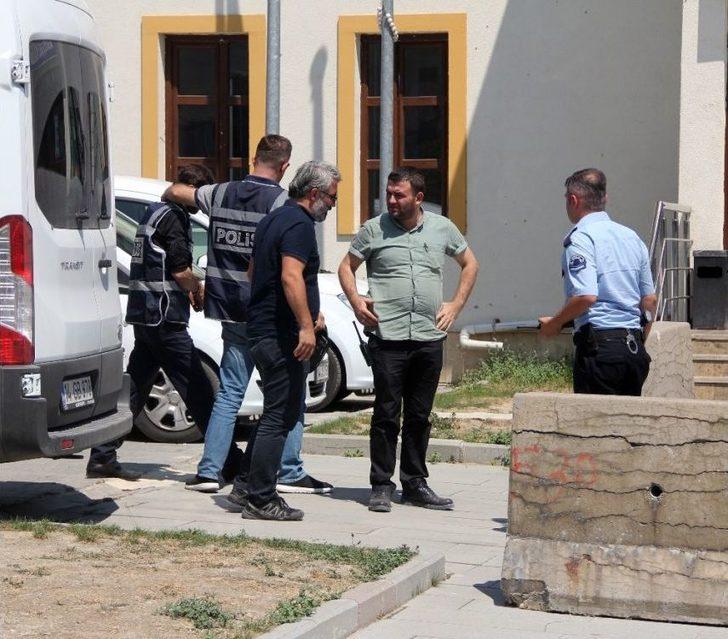 Tartıştığı Arkadaşını Öldüren Zanlı Yakalandı G2