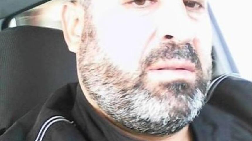 Emekli Polis Ayrıldığı Karısının Akrabasını Otomobilde Kurşun Yağmuruna Tuttu