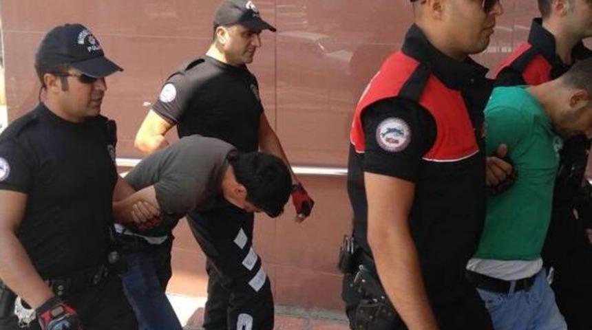 Kahramanmaraş'ta Araçtan Telefon Hırsızlığına 2 Gözaltı