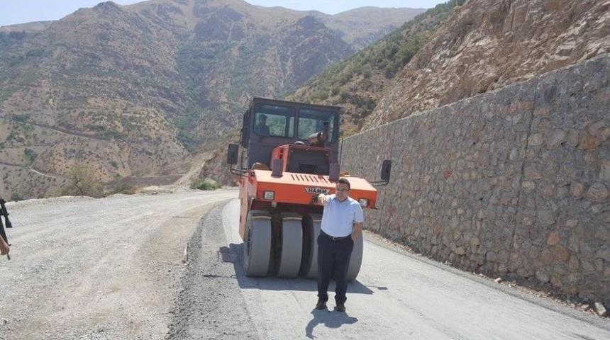 Pervari-beğendik Yolu Asfaltlanıyor