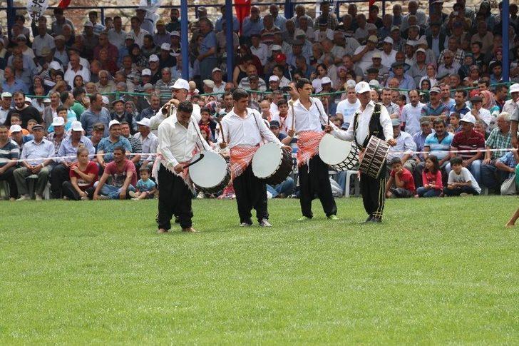 532. Kızıldağ Karakucak Güreşleri’nde 950 Pehlivan Boy Gösterdi G2