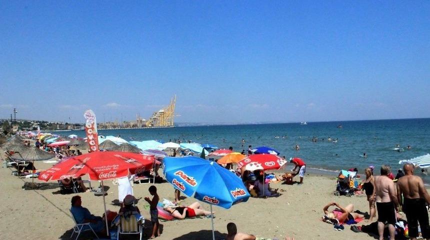 Hafta Sonu Tatili Plajları Dolup Taşırdı