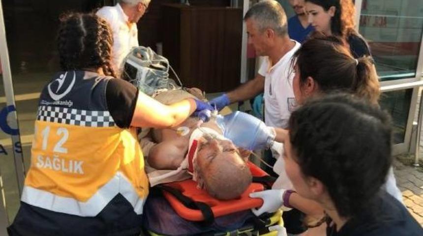 Ambulansın &Ccedil;arptığı Yaşlı Adam &Ouml;ld&uuml;