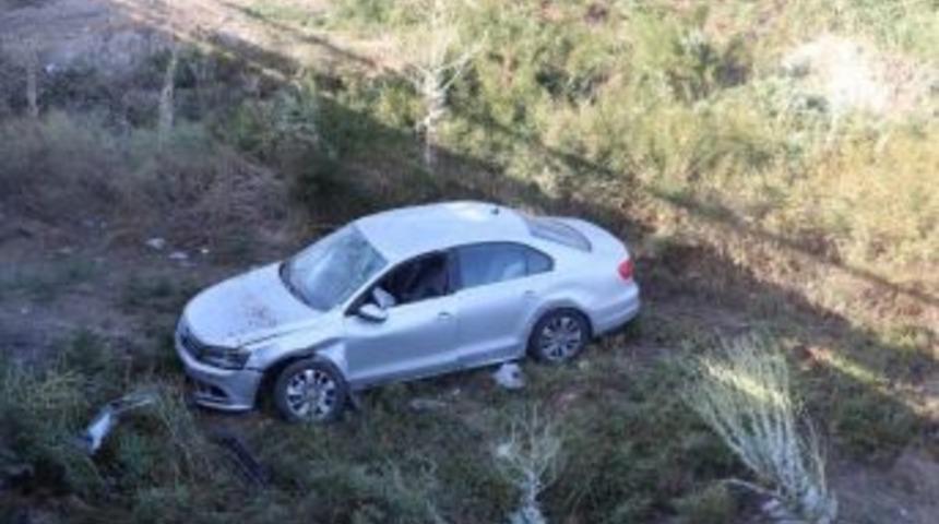 Aydın'da Otomobil Köprüden Uçtu: 4 Yaralı