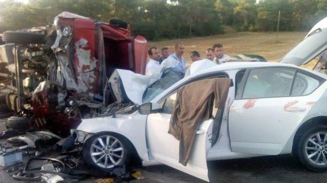 (özel Haber) Sakarya’da Katliam Gibi Kaza: 1 Ölü, 9 Yaralı