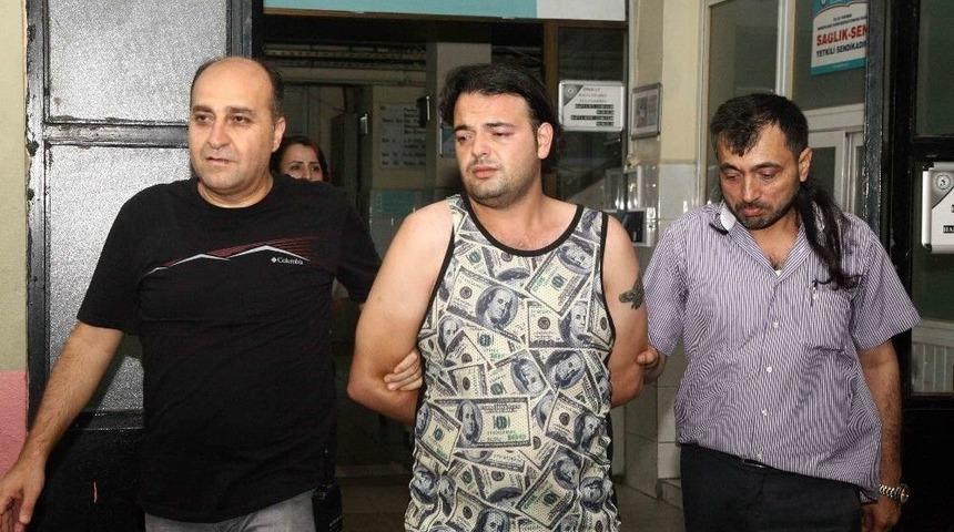 Fatih&rsquo;te Deaş Operasyonu : 12 G&ouml;zaltı