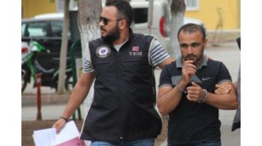 Polise Bomba Atan Ter&ouml;riste 12 Yıl 6 Ay Hapis Cezası