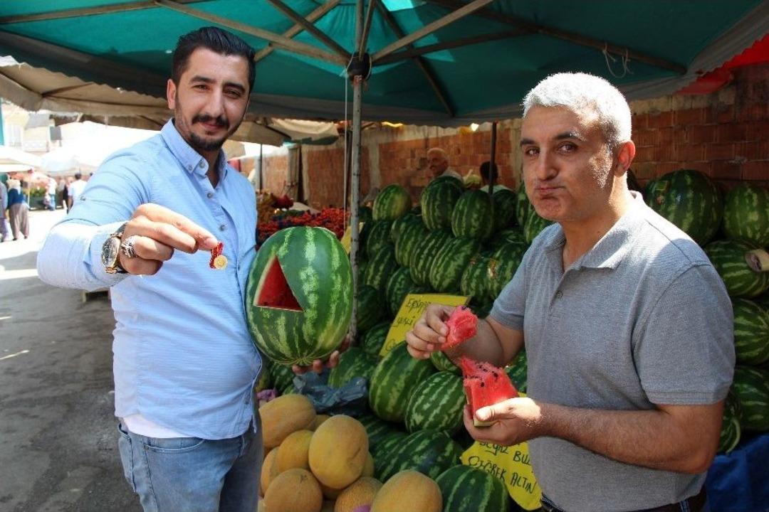 Karpuzcunun Kelek Bulana &rsquo;altın&rsquo; Vaadi İşleri İkiye Katladı