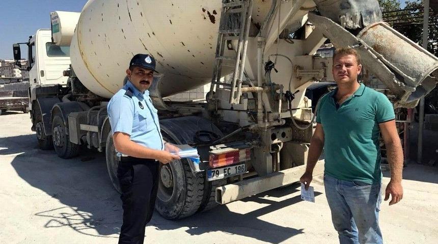 Zabıta Transmikser Ve Beton Pompalarını Denetledi