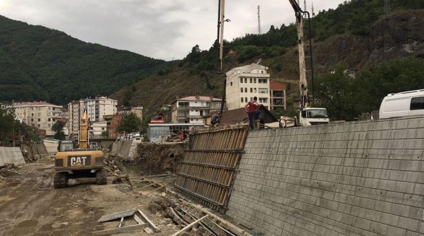 Artvin&rsquo;de Taşkın Koruma &Ccedil;alışmaları Devam Ediyor