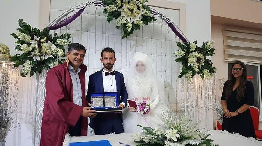 Başkan Yalçın, Ailelerin Sevincine Ortak Oldu