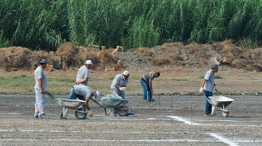 Muratpaşa Belediyesi Bayram Hazırlıklarını S&uuml;rd&uuml;r&uuml;yor