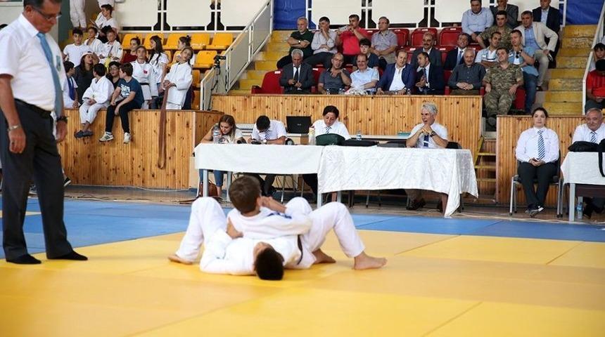 15. Geleneksel Karadeniz Judo Turnuvası Başladı