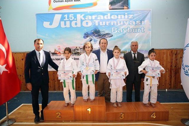 15. Geleneksel Karadeniz Judo Turnuvası Başladı