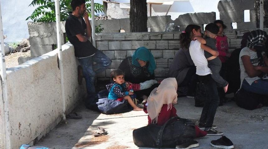 &Ccedil;anakkale&rsquo;de 44 M&uuml;lteci Yakalandı