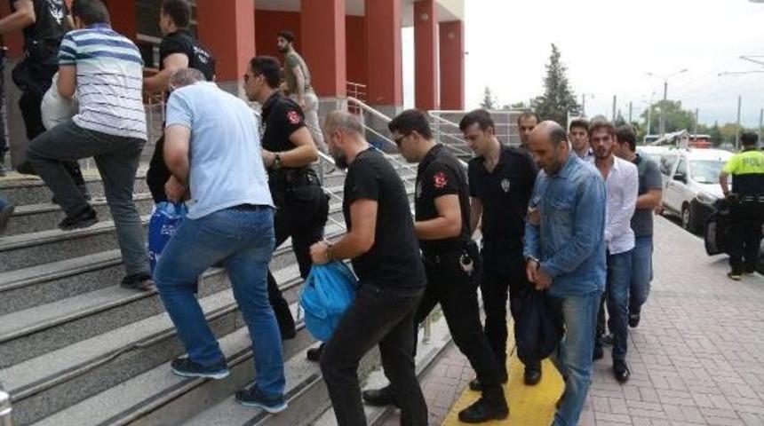 Kocaeli'de 17 Fet&ouml; Ş&uuml;phelisi Adliyeye Sevk Edildi