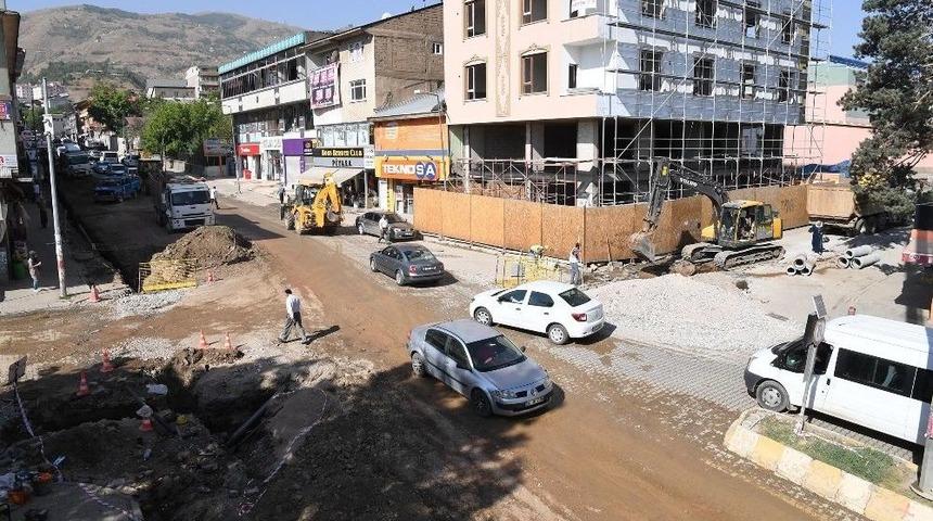 İstasyon Caddesi&rsquo;ne Ge&ccedil;ici Asfalt