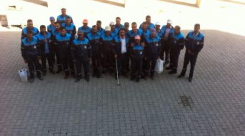 &Ccedil;aldıran Belediyesinden Tek Tip Kıyafet Uygulaması