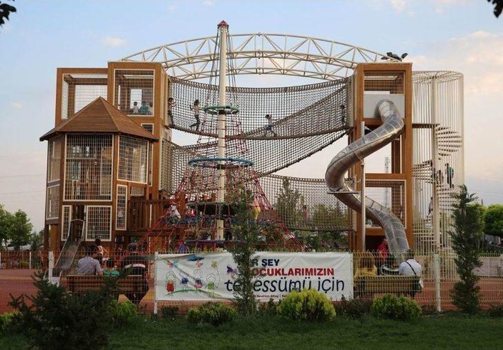 Kelebekler Vadisi Parkı Hafta Sonu Binlerce Misafiri Ağırladı G1