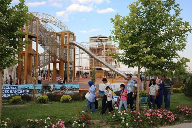 Kelebekler Vadisi Parkı Hafta Sonu Binlerce Misafiri Ağırladı G2