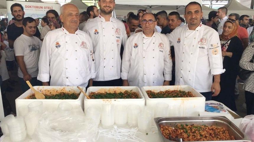 Adanalı Aş&ccedil;ılar Damak &Ccedil;atlattı