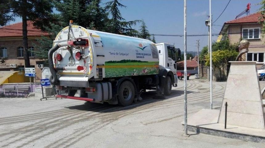 İnönü Bayrama Hazırlanıyor