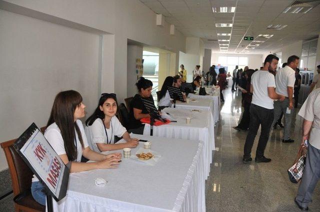 Om&uuml;&rsquo;de Kesin Kayıtlar Başladı 1