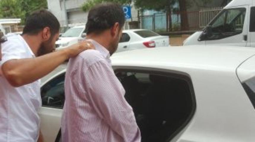 &Uuml;zerinden Kokain Ve Afyon Sakızı &Ccedil;ıkan Şahıs Tutuklandı