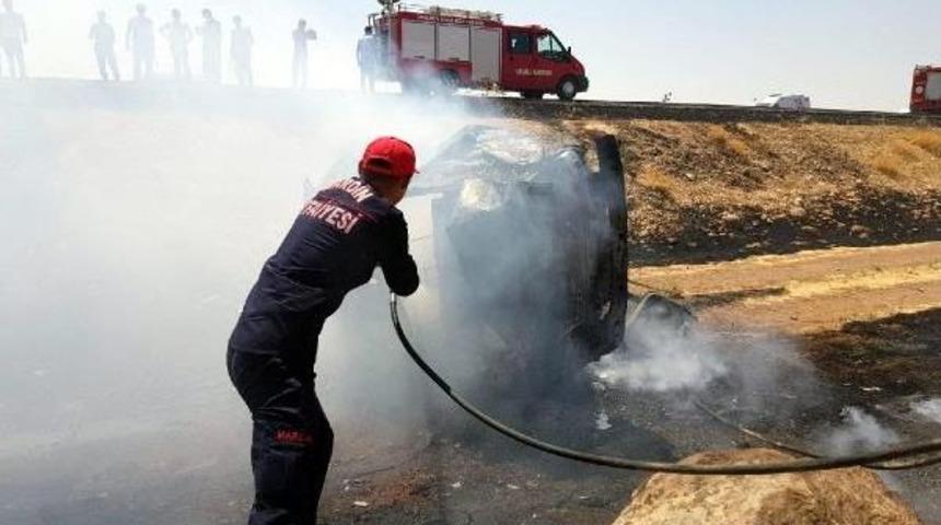 Nusaybin'de Takla Atan Ara&ccedil; Yandı: 1 &Ouml;l&uuml;, 1 Yaralı&nbsp;