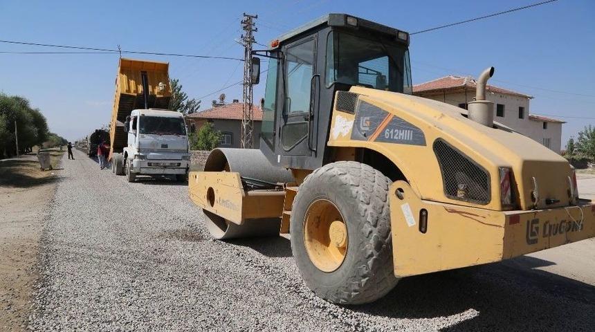 Sindelh&ouml;y&uuml;k Mahallesinde Asfalt &Ccedil;alışmalarına Başlandı