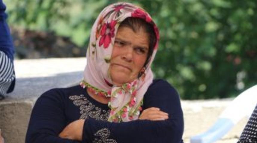 &Ouml;l&uuml;m Haberini Almadan Eren&rsquo;in &Ouml;ld&uuml;ğ&uuml; Annesinin İ&ccedil;ine Doğmuş