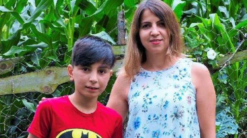 Hayatını Kurtardığı Çocuğu Ziyaret Etti