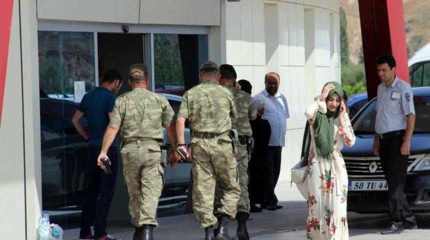 Sivas&rsquo;ta 31 Asker Zehirlenme Ş&uuml;phesiyle Hastaneye Kaldırıldı